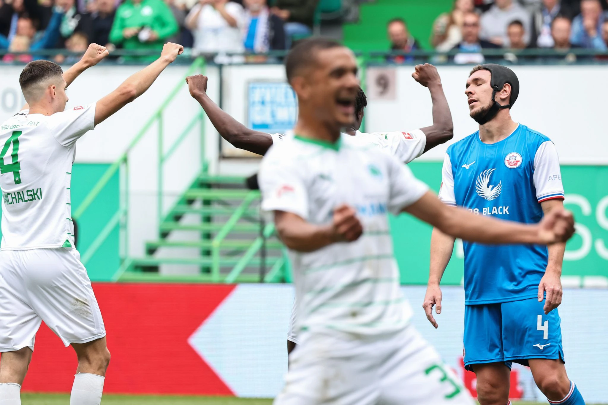 Die SpVgg Greuther Fürth feierte gegen Hansa Rostock den vierten Sieg in Folge.  