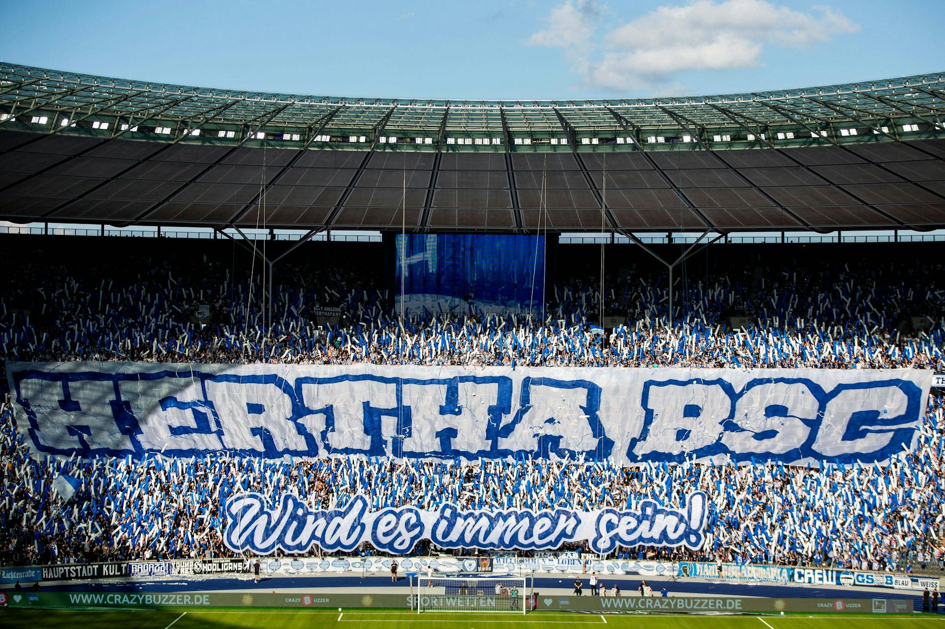 Auf seine Fans, so wie beim ersten Heimspiel gegen Wiesbaden, kann sich Hertha BSC auch in der Zweiten Liga verlassen. 