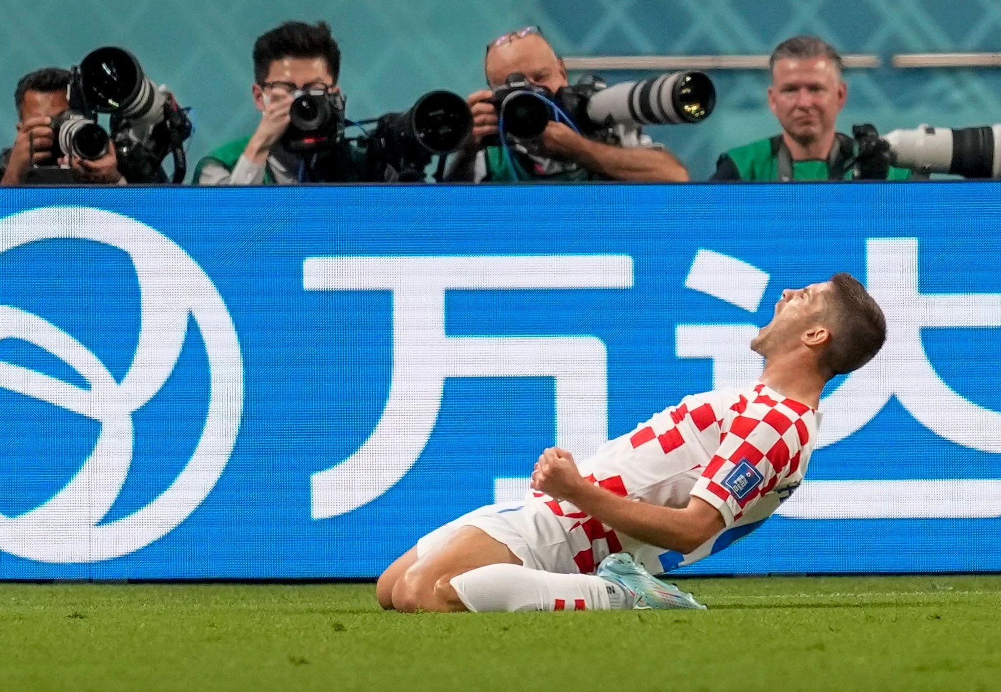 ARCHIV - Sicherte Kroatien mit seinem Tor in Armenien den Sieg: Andrej Kramaric.  