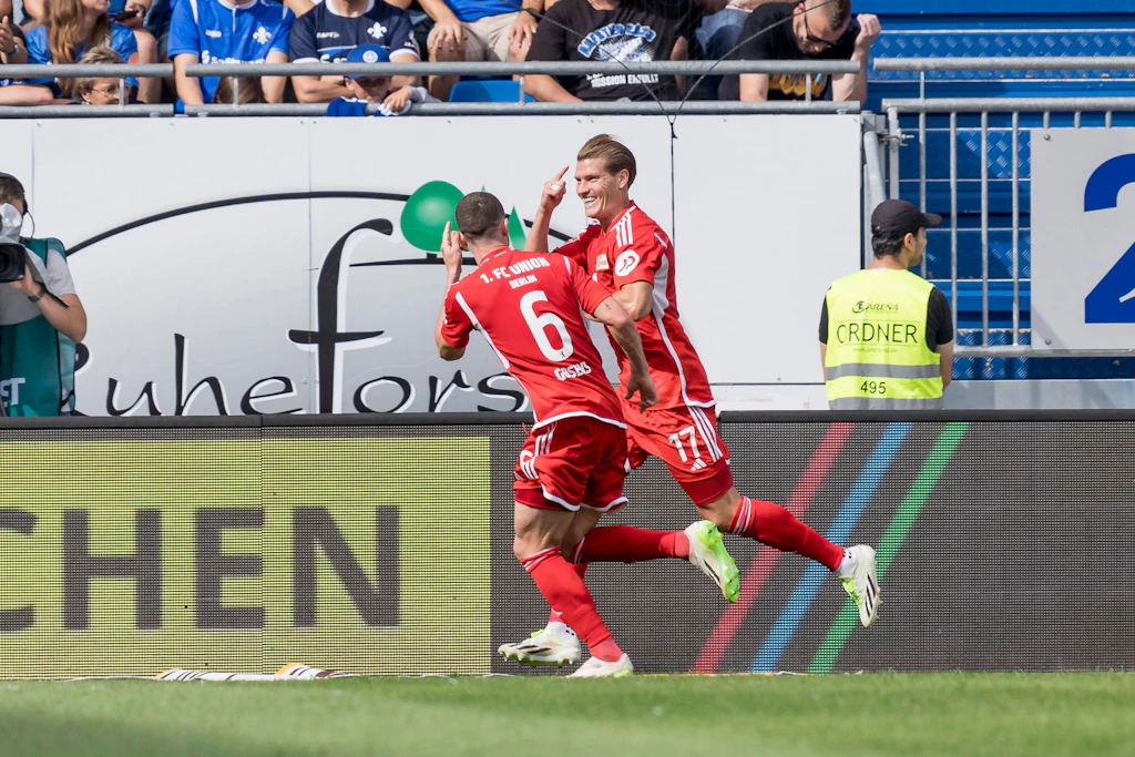Pass Andrich, Flanke Gosens, Kopfball Behrens – Tor! So viel 1. FC ...