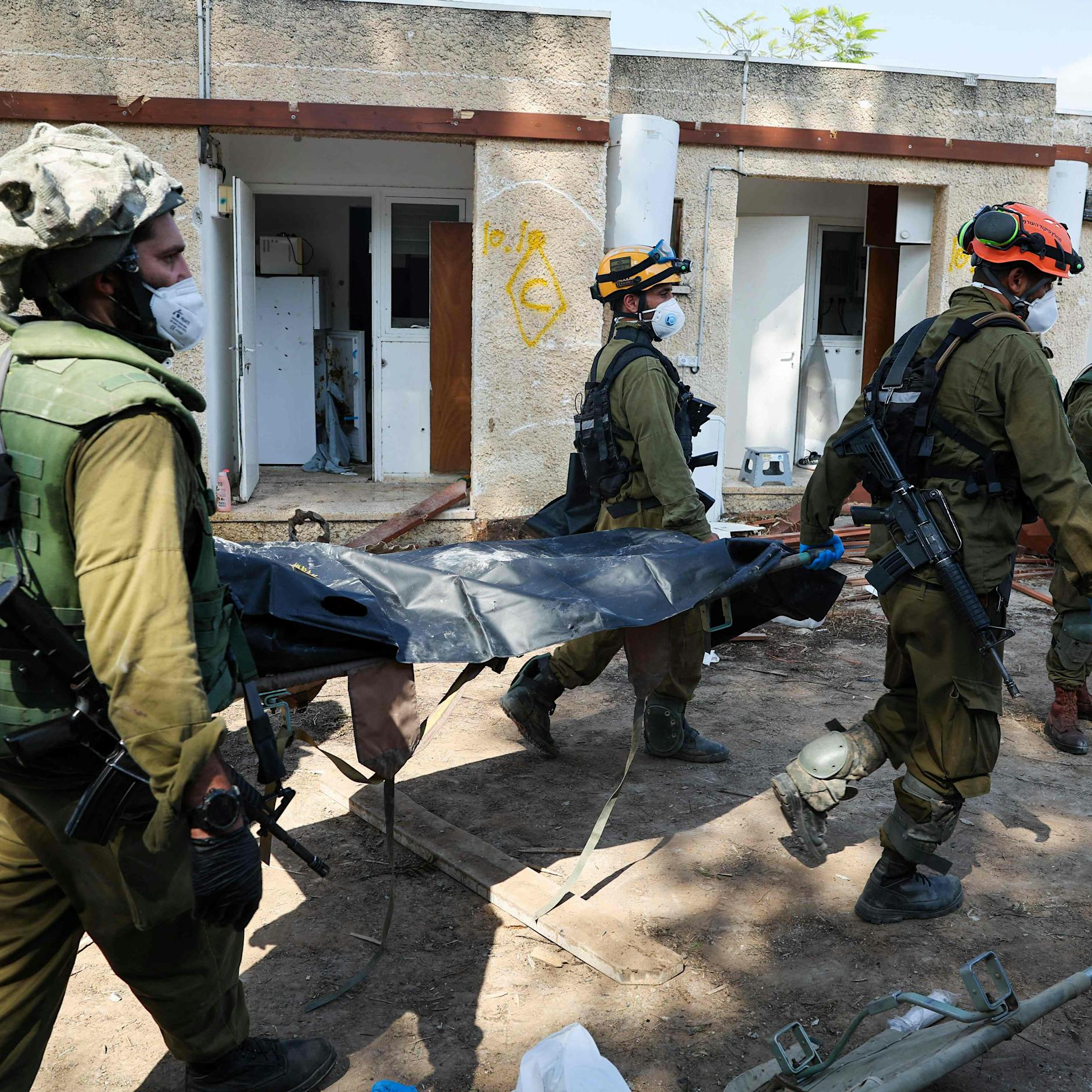 Massaker von Kfar Aza – Hamas soll Kinder enthauptet haben