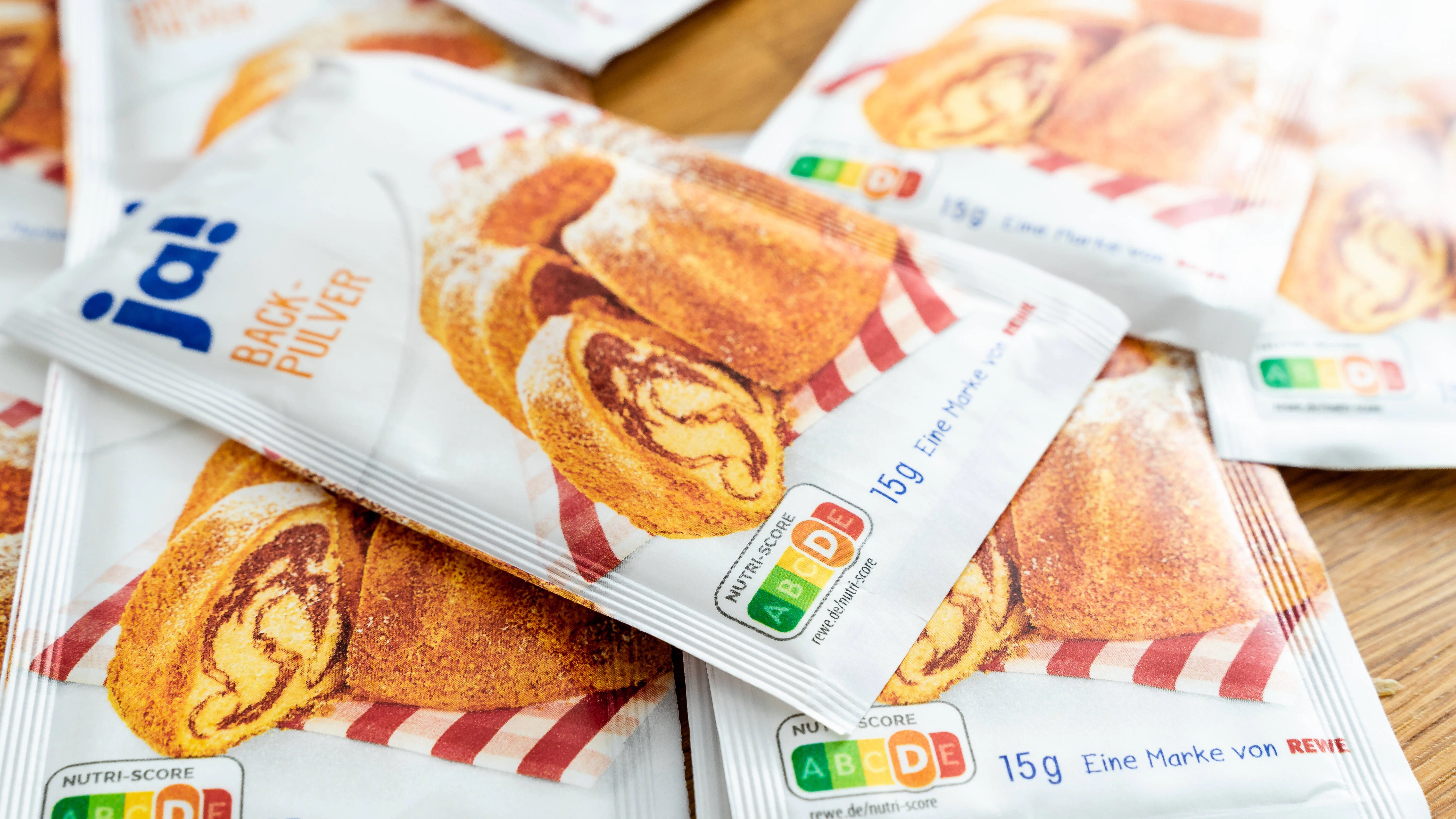 Backpulver gehört inzwischen in vielen Haushalten zur Standardausstattung bei den Putzmitteln. 