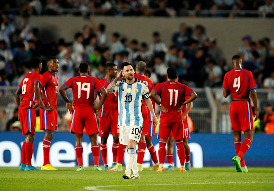ARCHIV - Argentiniens Superstar Lionel Messi erzielte den entscheidenden Treffer gegen Ecuador.  