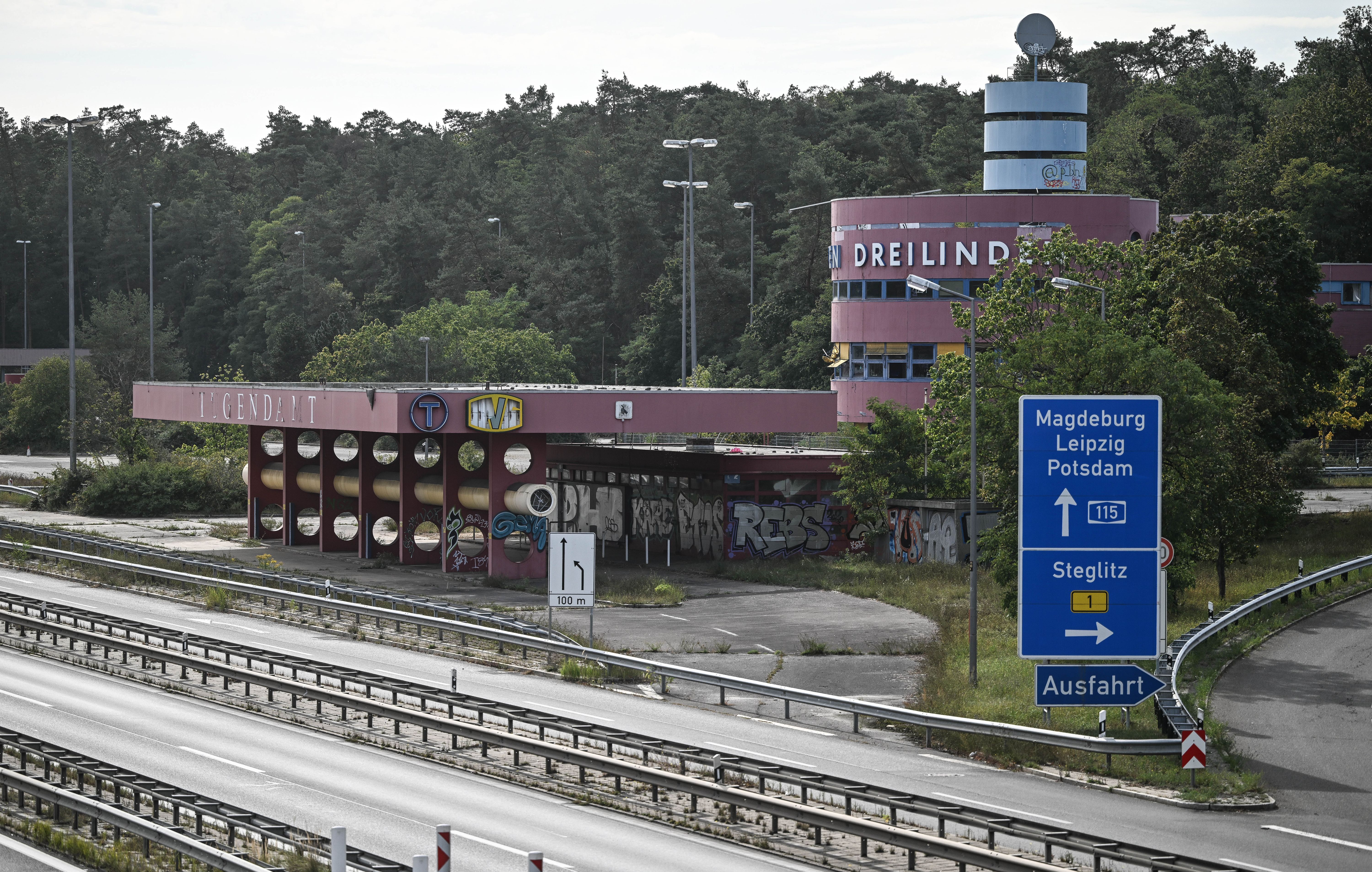 Image - Raststätte Dreilinden: Endlich haben wir einen Lost Place weniger!