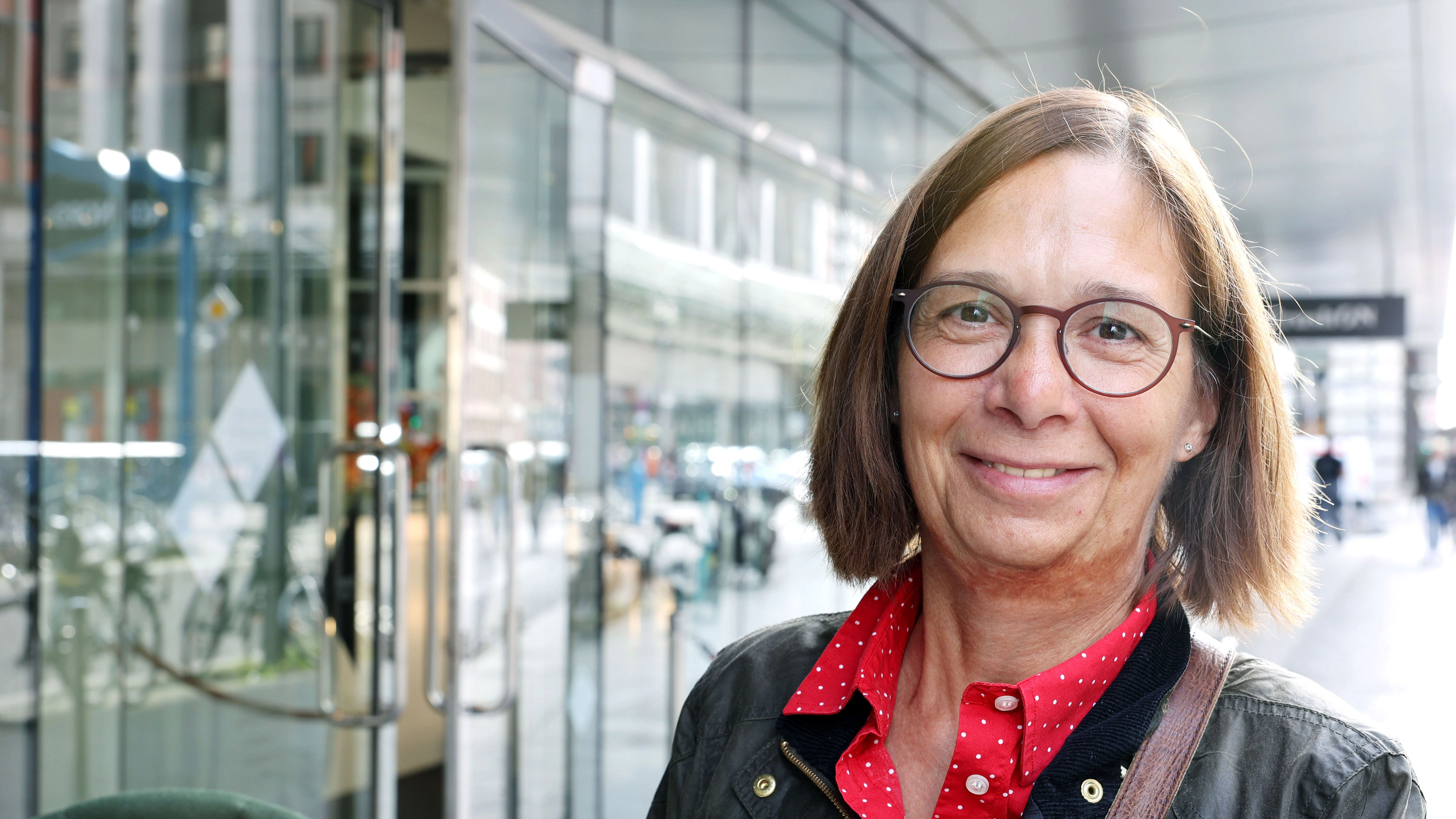 Kerstin Schulze (55) aus Goslar hat im Kaufhaus vergeblich etwas für ihren Enkel gesucht.
