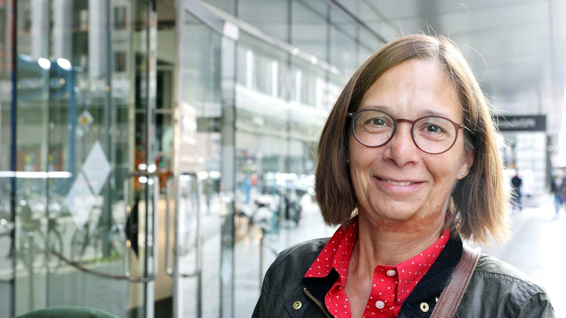 Kerstin Schulze (55) aus Goslar hat im Kaufhaus vergeblich etwas für ihren Enkel gesucht.