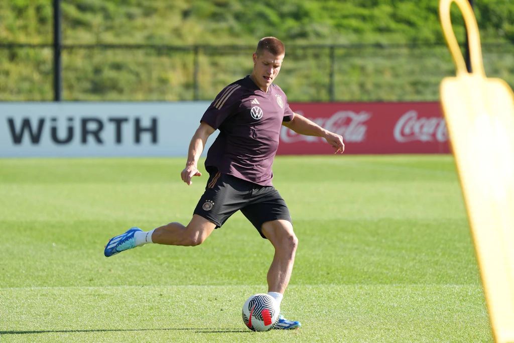 1. FC Union: Kevin Behrens sendet Liebesgrüße aus den USA an seine Frau