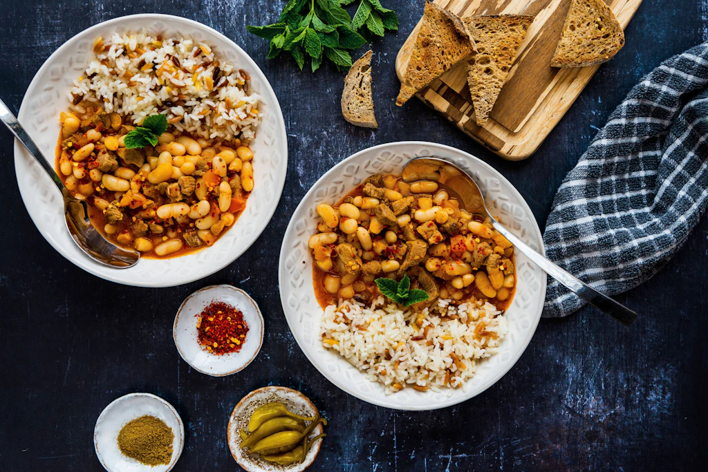 Rezept für Kuru Fasulye: Leckerer Eintopf mit Tomaten und Bohnen