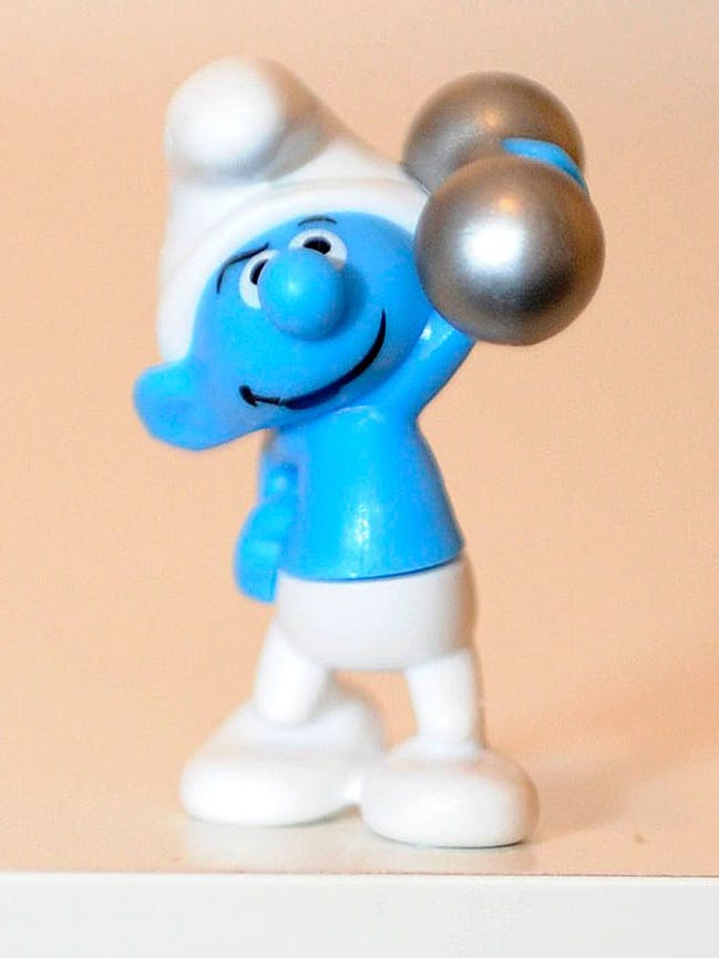 Manche Figuren aus der Reihe Die Schlümpfe sind unter Sammlern von Figuren aus Ü-Eiern besonders begehrt.