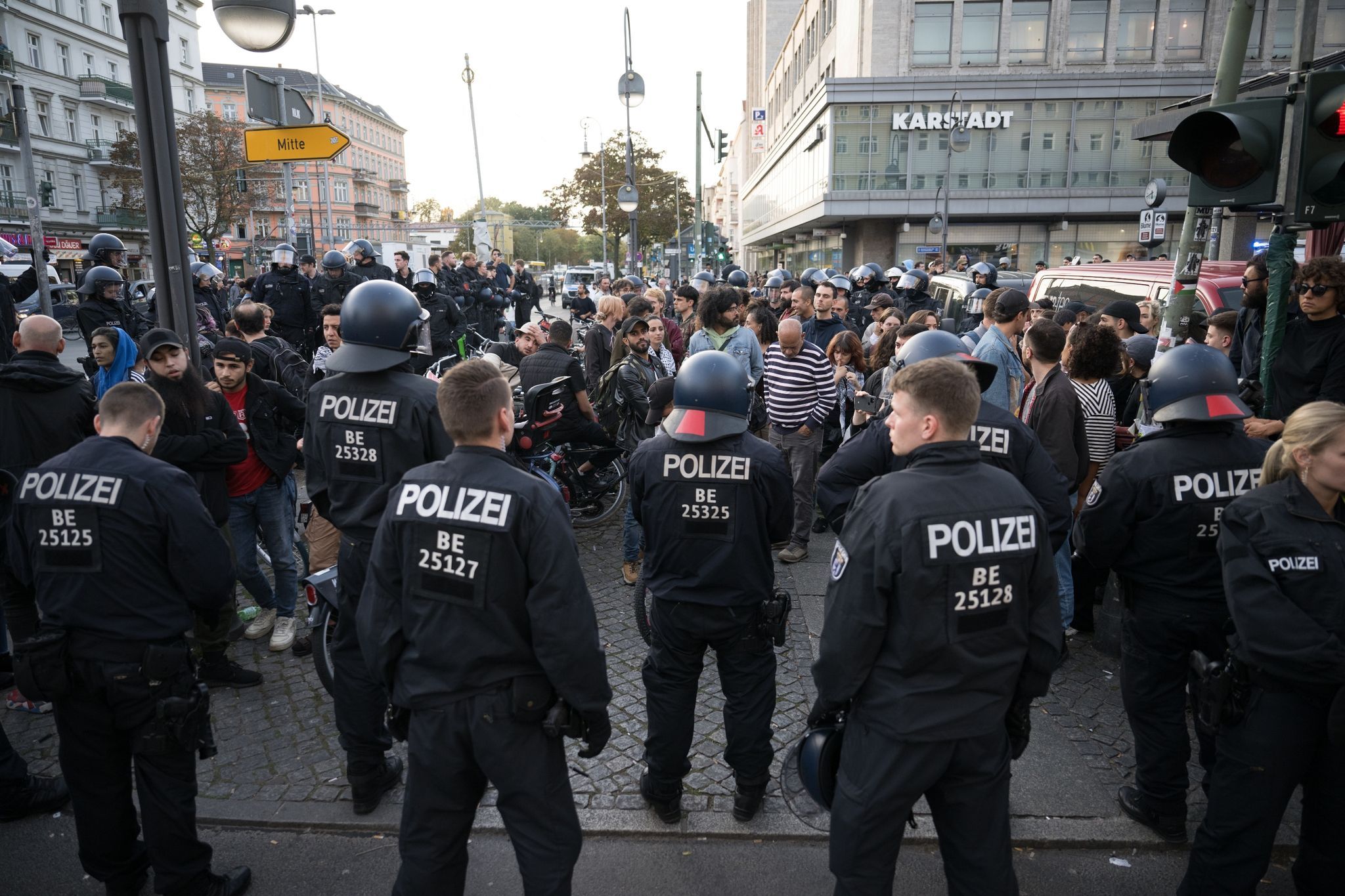Sorge vor Antisemitismus: Berliner Polizei verbietet Palästina-Demo!