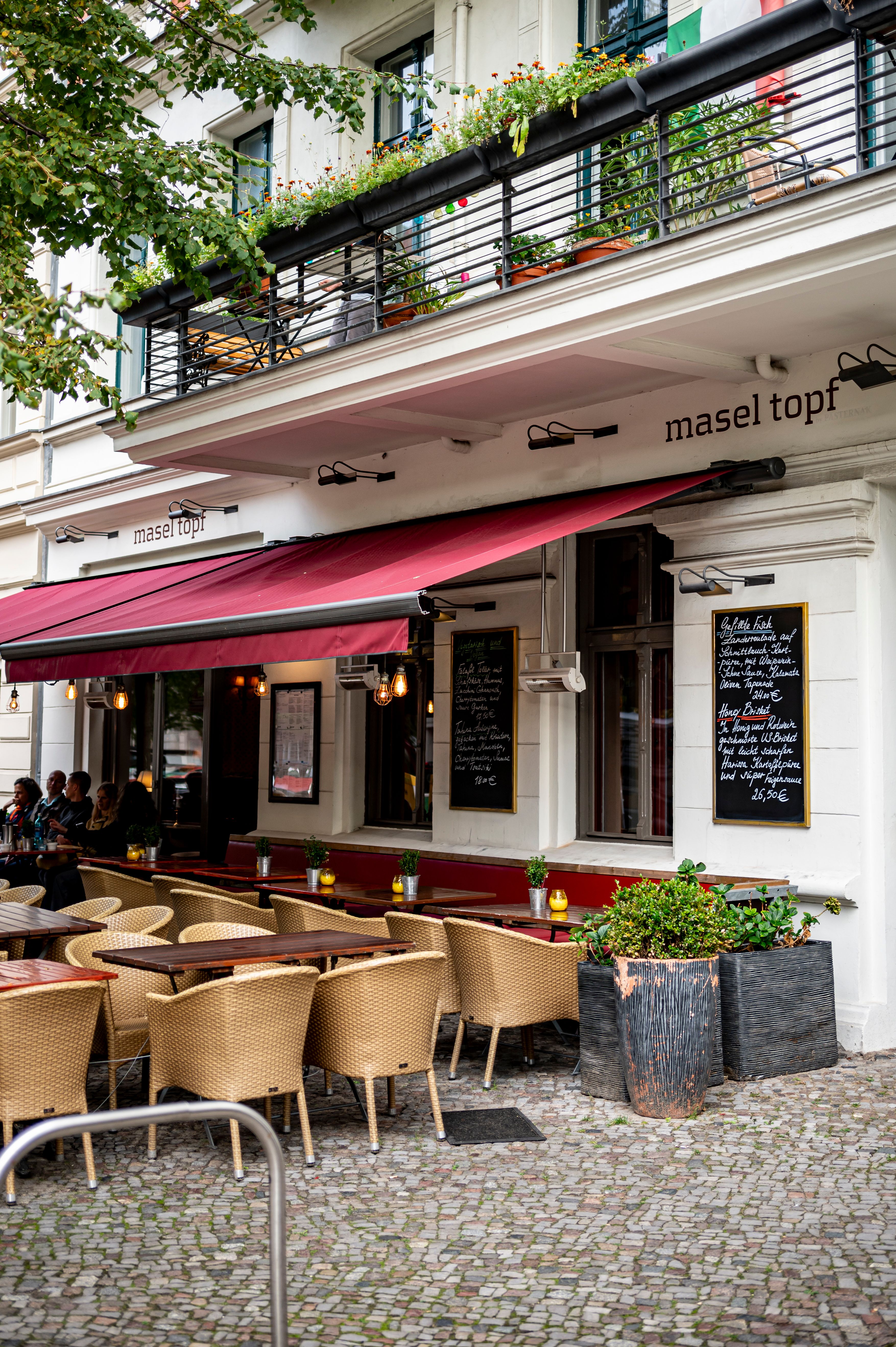 Würden Sie jetzt in ein israelisches Restaurant gehen?