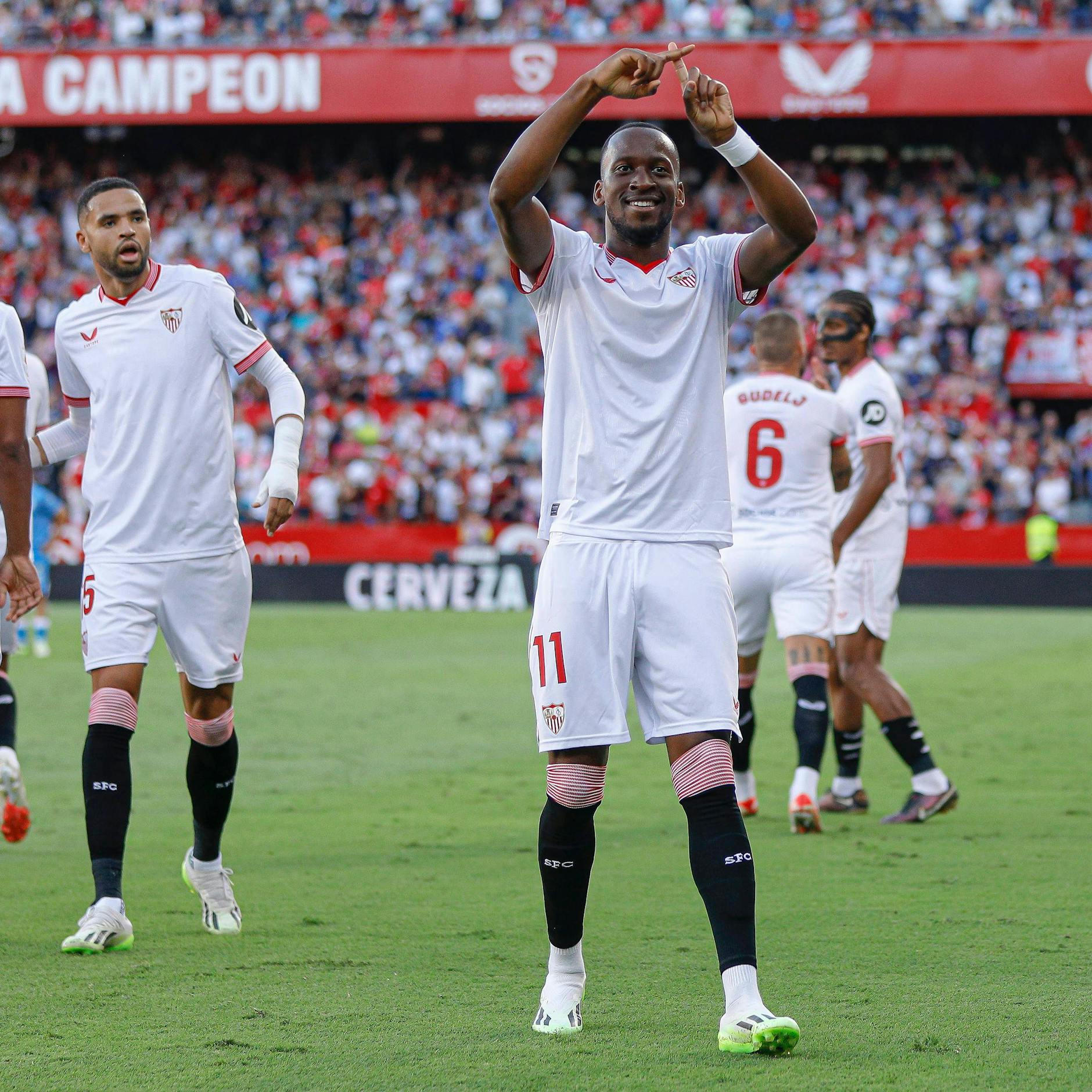 Beim FC Sevilla dreht Dodi Lukebakio auch auf: zwei Tore in fünf Spielen.