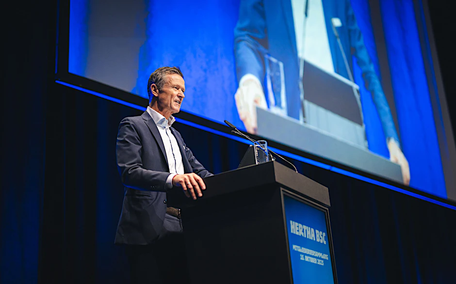 Geschäftsführer Thomas Herrich präsentierte am Sonntag auf der Mitgliederversammlung die wichtigsten Zahlen von Hertha aus dem abgeschlossenen Geschäftsjahr.