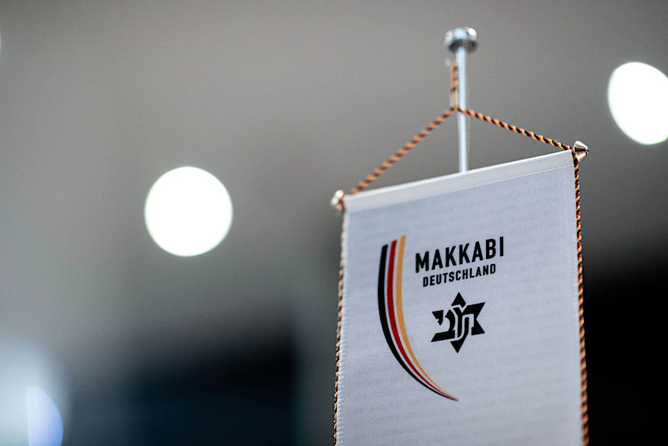 ARCHIV - Makkabi Deutschland warnt vor wachsendem Judenhass im Sport.  