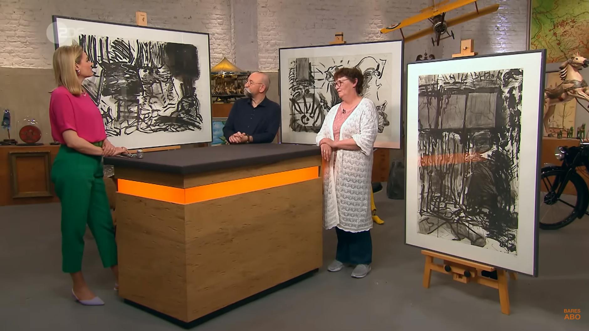 Kandidatin Maria Fedder mit Horst Lichter und Bianca Berding bei der „Bares für Rares“-Expertise.