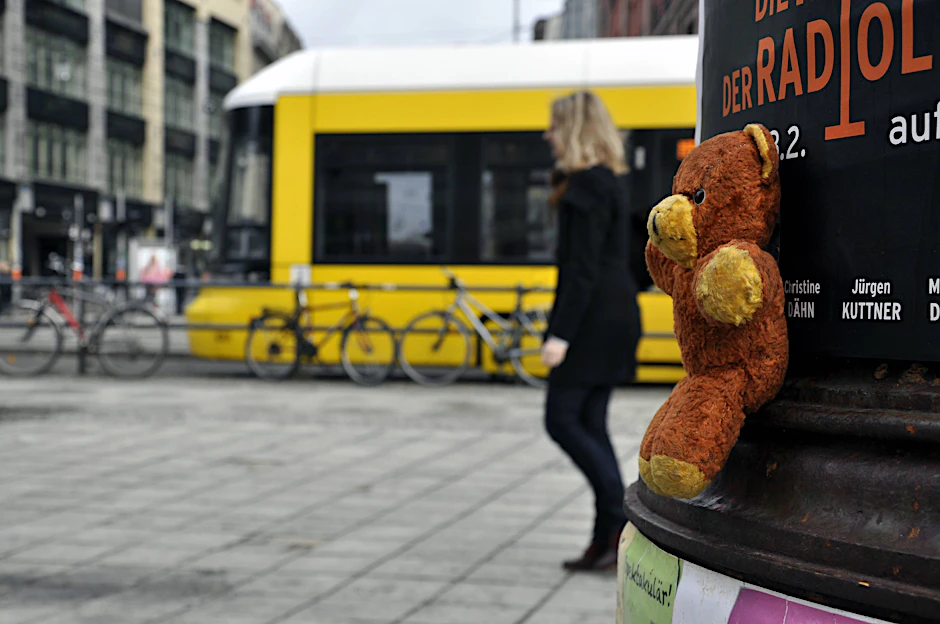 Die BVG versteigert am Donnerstag Fundsachen.