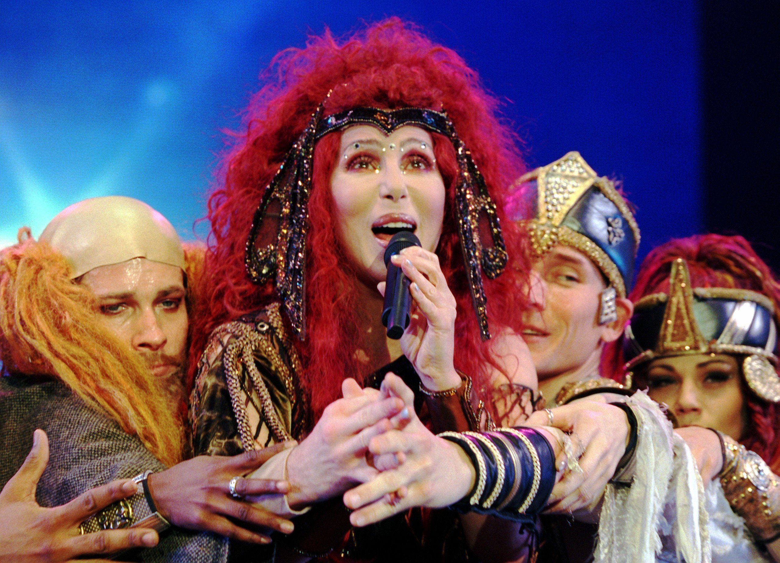 25 Jahre Autotune: Der „Cher-Effekt“ veränderte Musik für immer