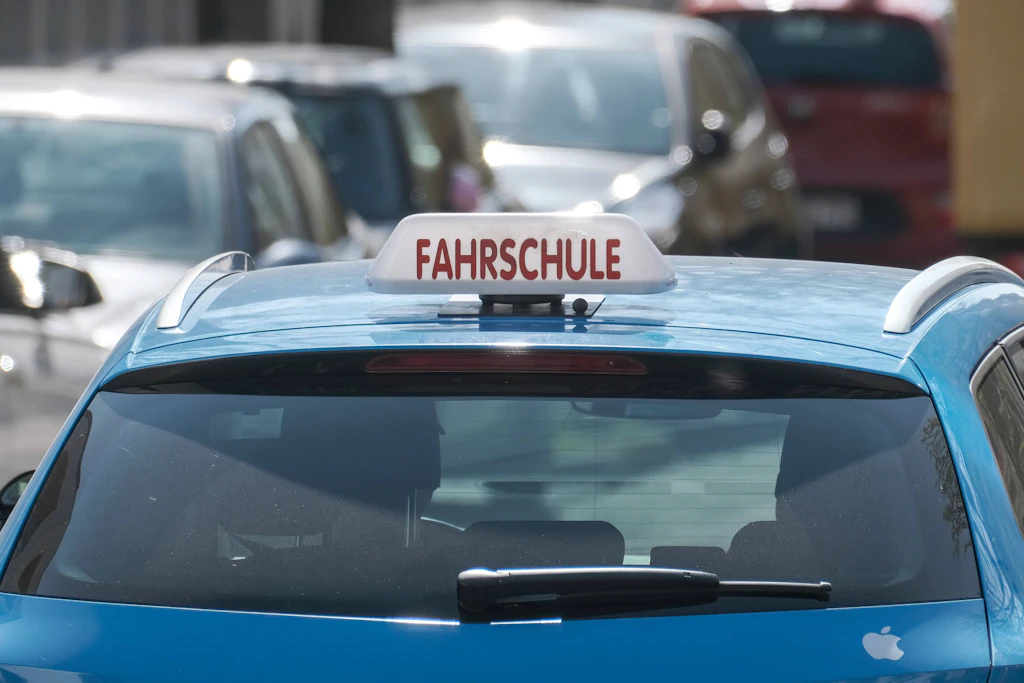 Betrugsversuche bei Führerscheinprüfungen: Tüv verzeichnet Rekord