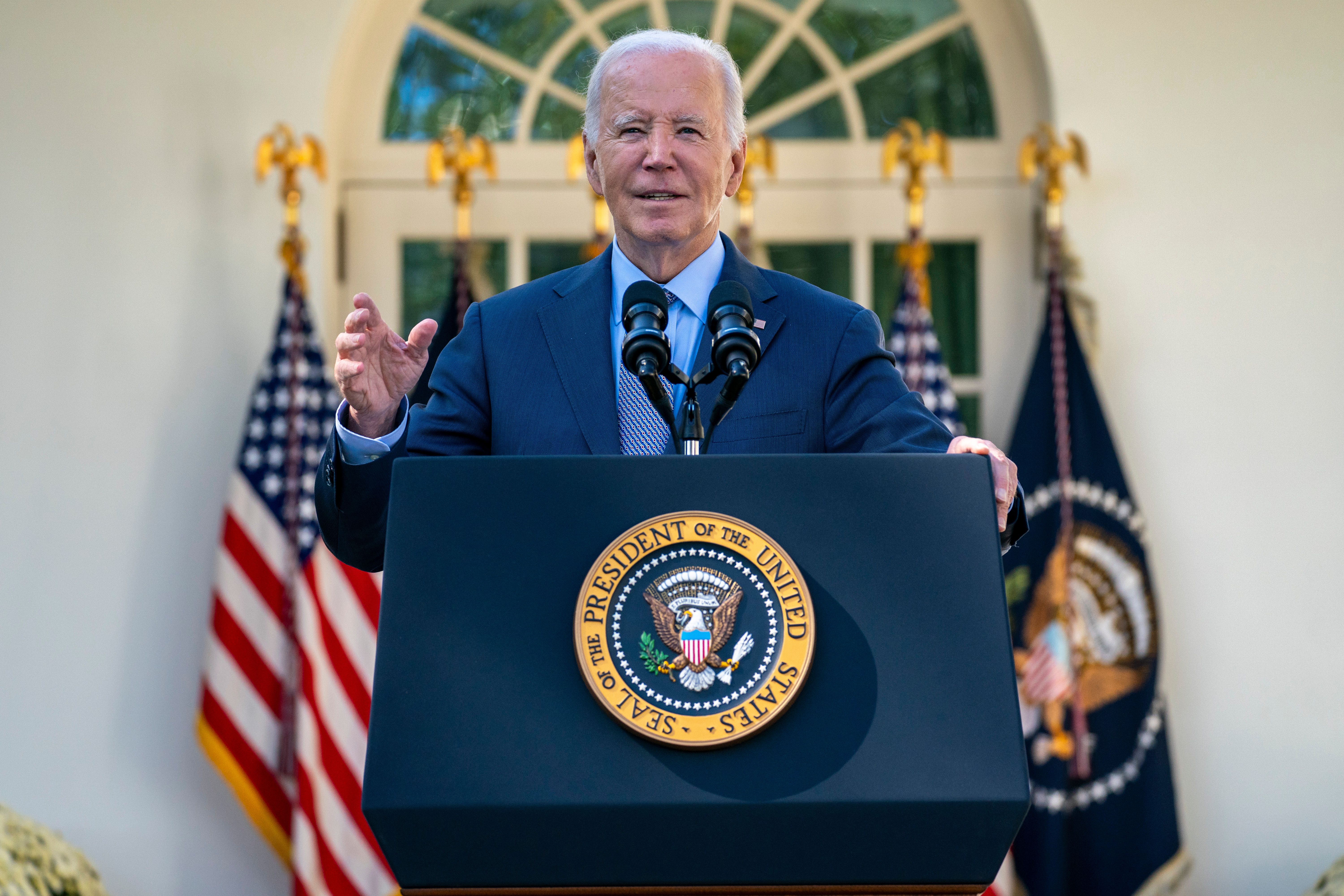Sanktionen der USA: Warum will Biden Venezuelas Öl-Industrie plötzlich entlasten?
