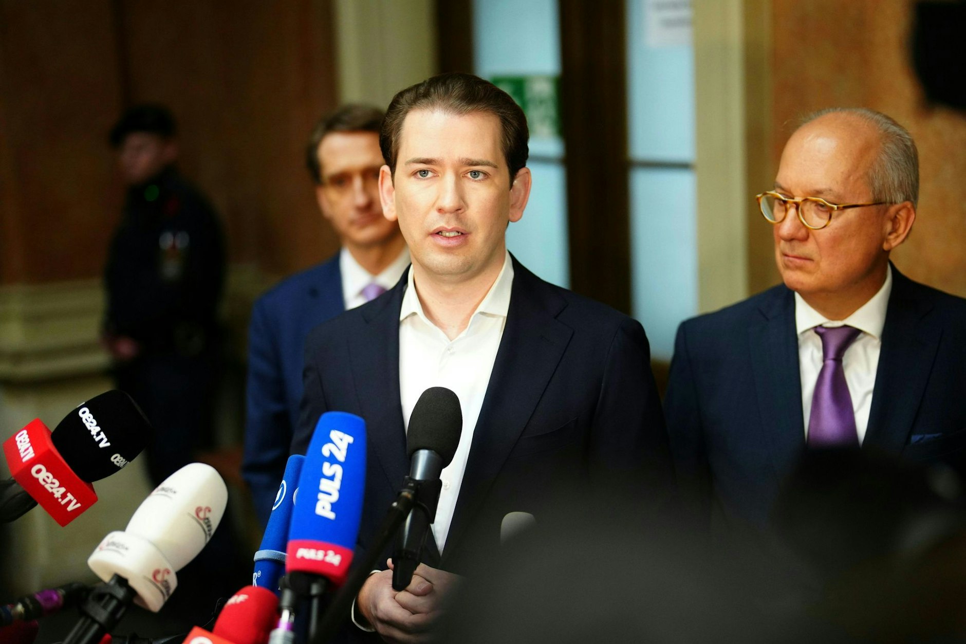 Österreichs Ex-Kanzler Sebastian Kurz wegen möglicher Falschaussage vor ...
