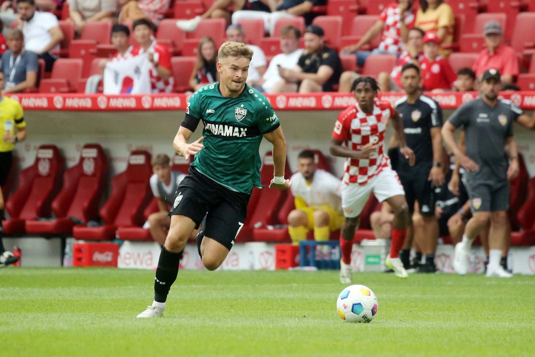 Trifft mit dem VfB Stuttgart auf den 1. FC Union: Ex-Herthaner Maximilian Mittelstädt (26).