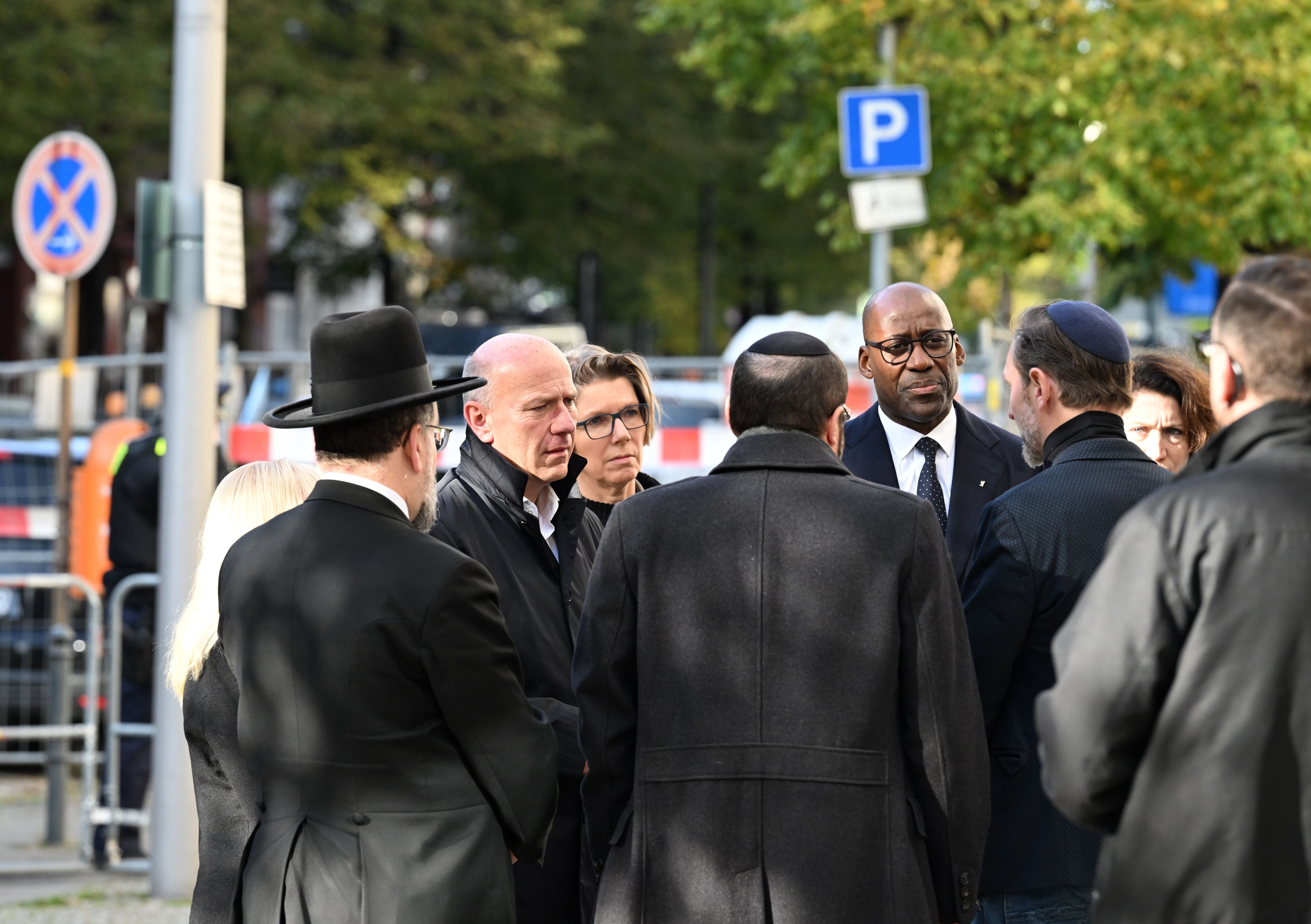 Brandanschlag Auf Synagoge In Berlin-Mitte: Spurensuche Nach Dem Krawall