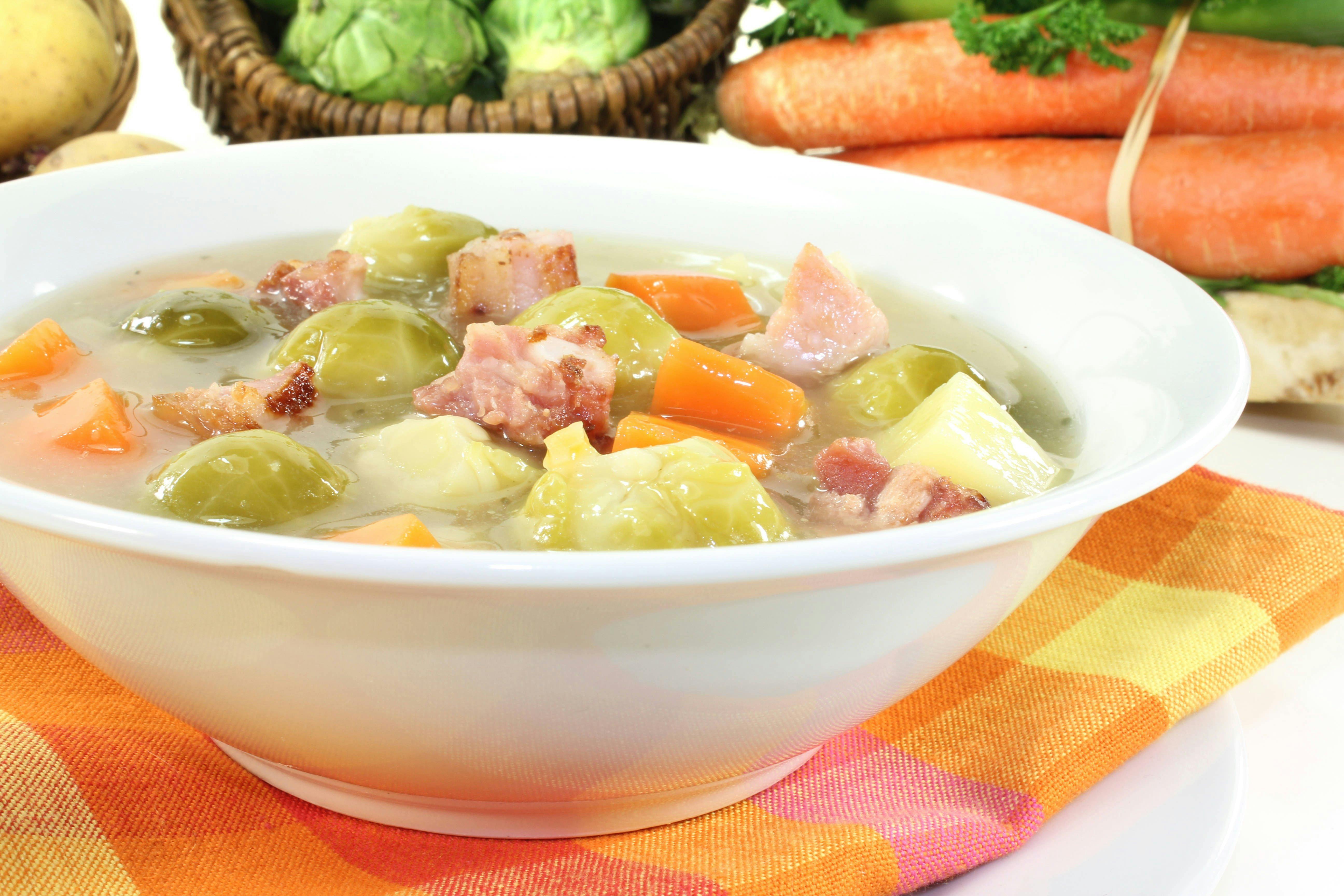 Omas deftiger Rosenkohl-Kartoffel-Eintopf – das Seelenwärmer-Rezept!