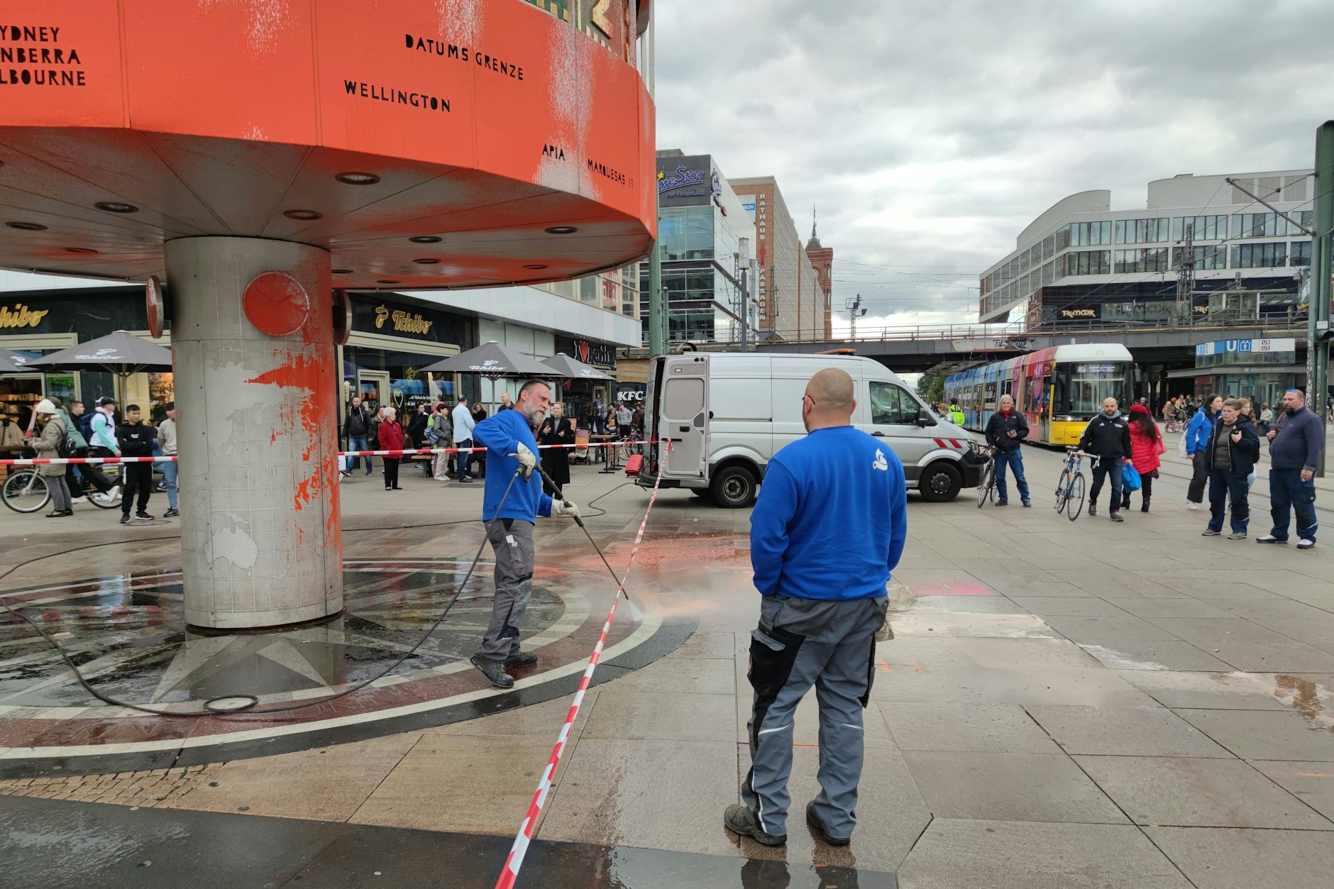 Als hätte Berlin nicht schon genug Baustellen, die Letzte Generation macht immer neue auf.