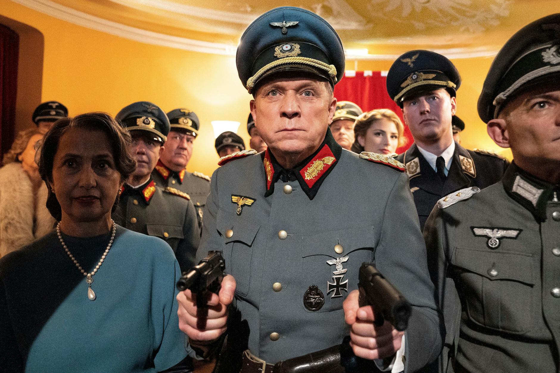 Tatort „Murot und das Paradies“ Die TVKritik zum ARDKrimi heute Tatort „Murot und das Paradies“ Die TVKritik zum ARDKrimi heute