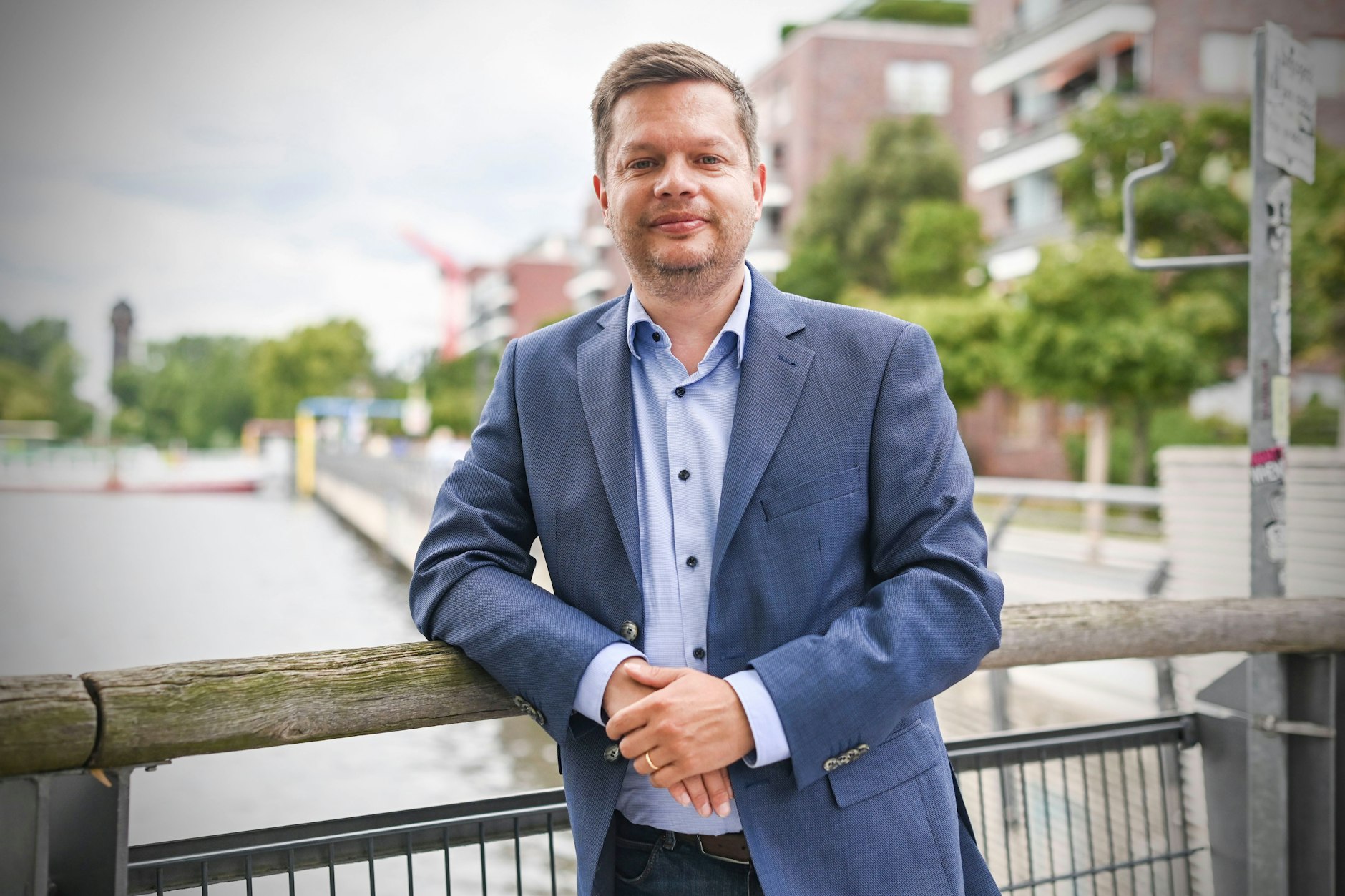 Bürgermeister in Lichtenberg: Martin Schaefer (CDU) vor der Rummelsburger Bucht. 