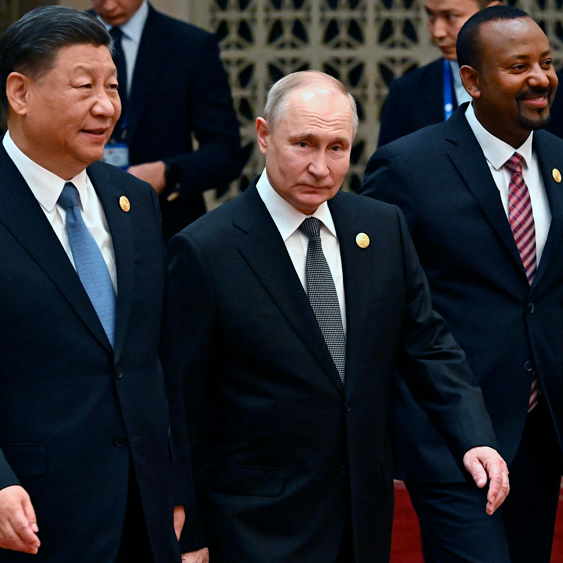 Putin antwortet auf die Frage, ob Russland den Krieg gegen die Ukraine verloren hat