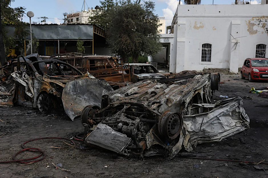 Nach dem Explosion am Krankenhaus Ahli Arab.  