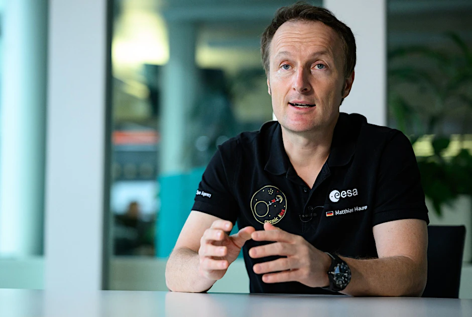 ARCHIV - Der deutsche Astronaut Matthias Maurer will selbst gerne einmal auf den Mond fliegen.  