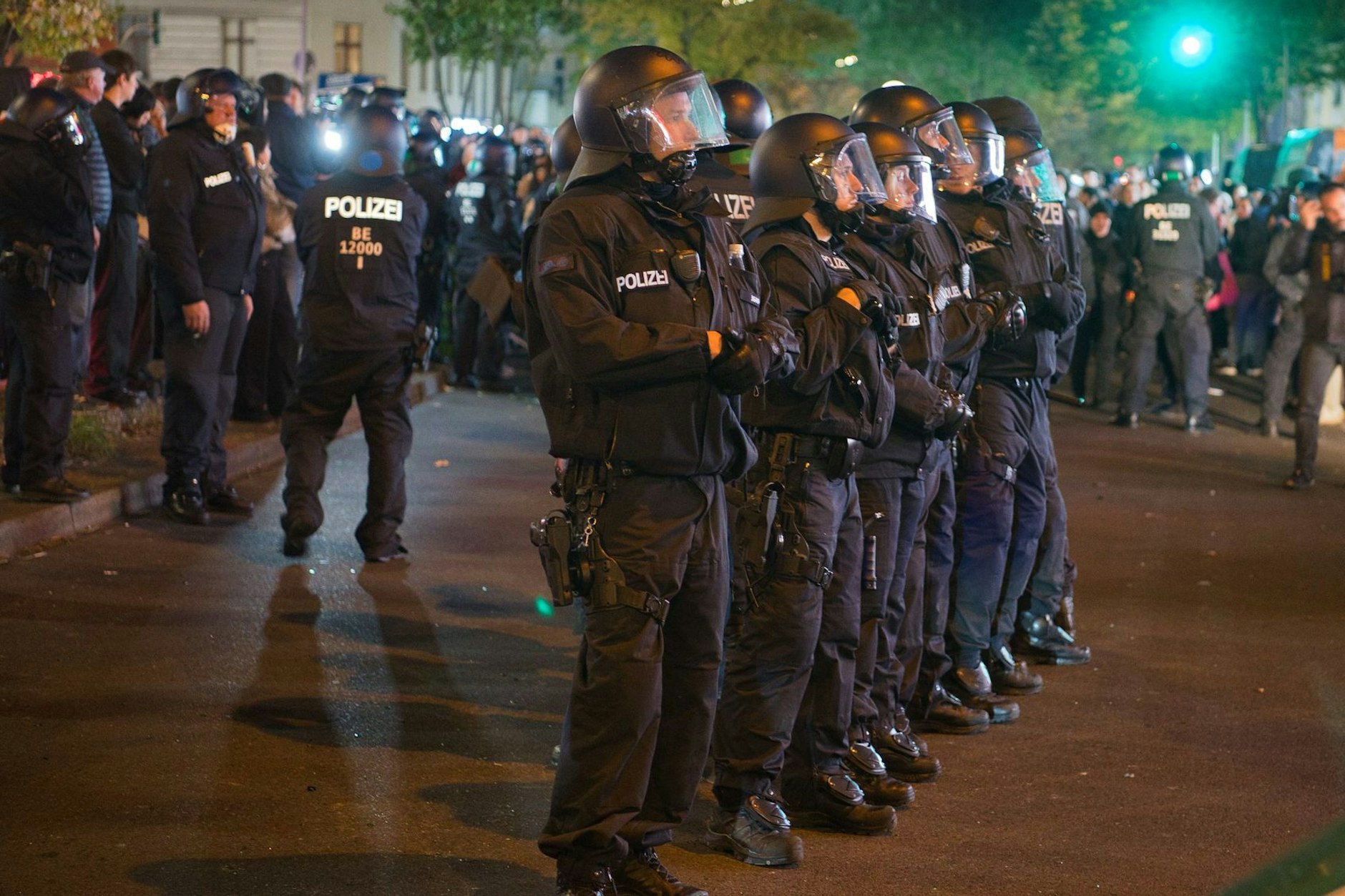 Polizeieinsatz in der Sonnenallee im Berliner Bezirk Neukölln