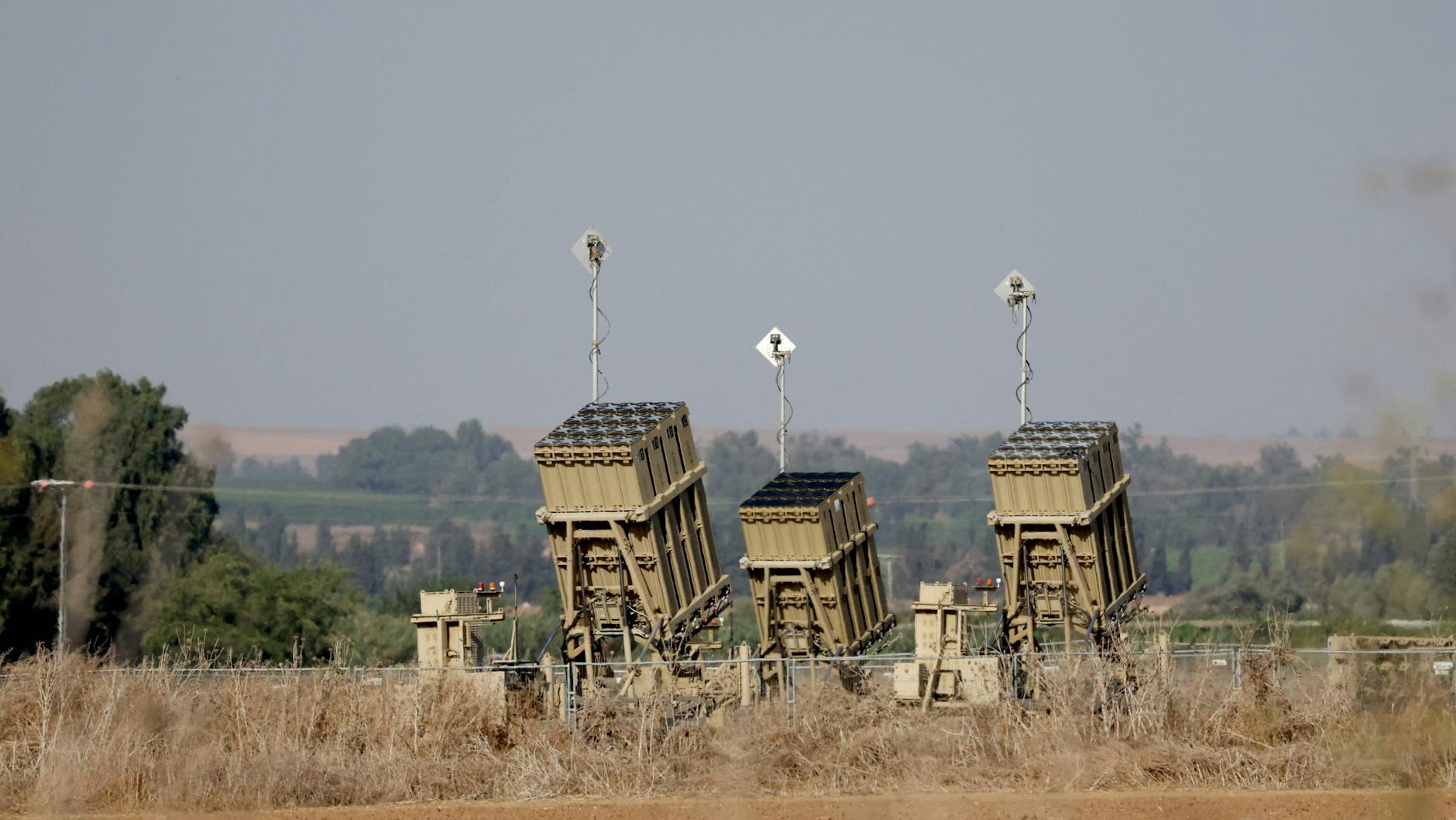 Ob Israel nun die Ukraine zum Beispiel mit dem Flugabwehrsystem „Iron Dome“ unterstützt, ist unwahrscheinlich.