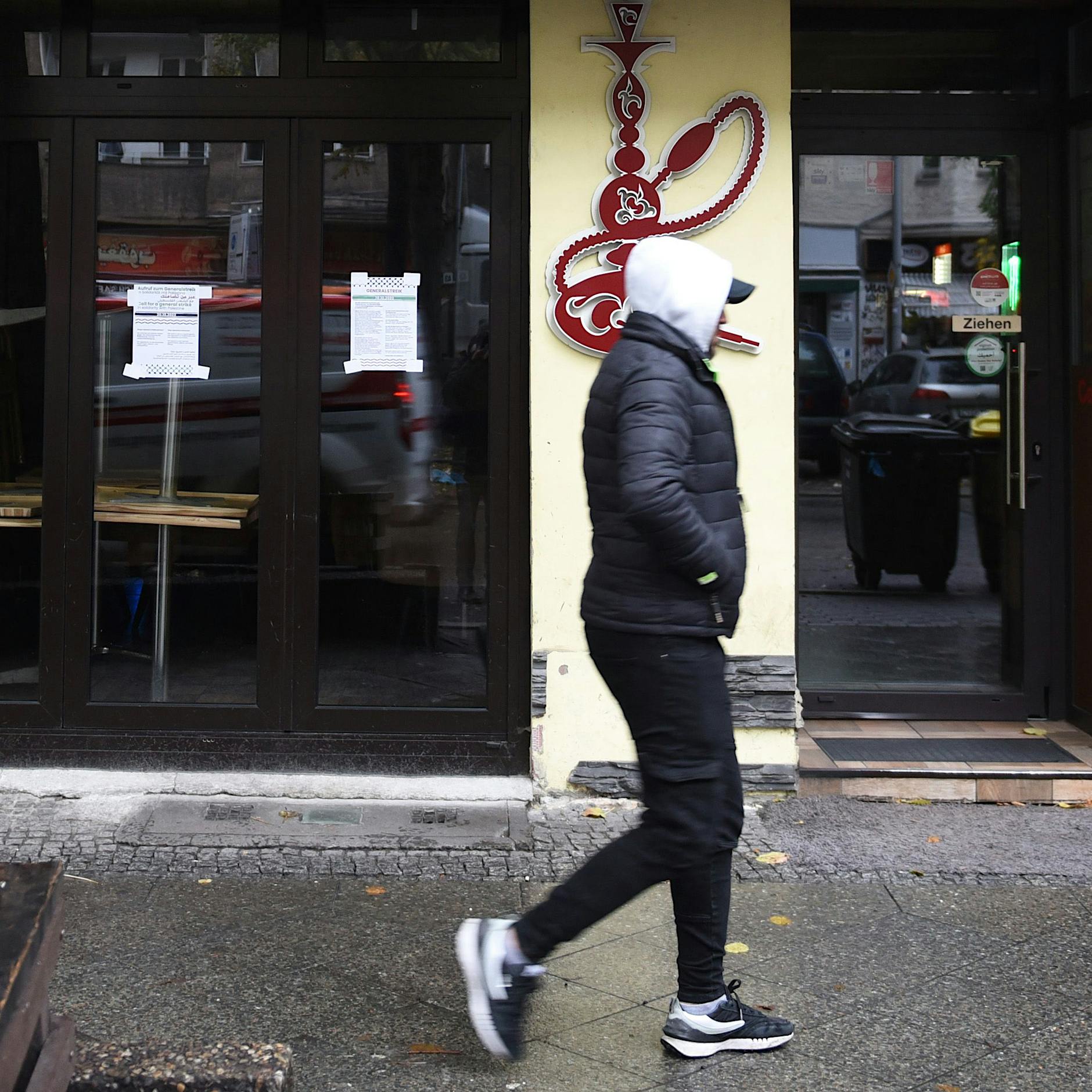 Berlin-Neukölln – „Generalstreik“ auf der Sonnenallee: „Die Welt dreht sich nicht nur um die Juden“
