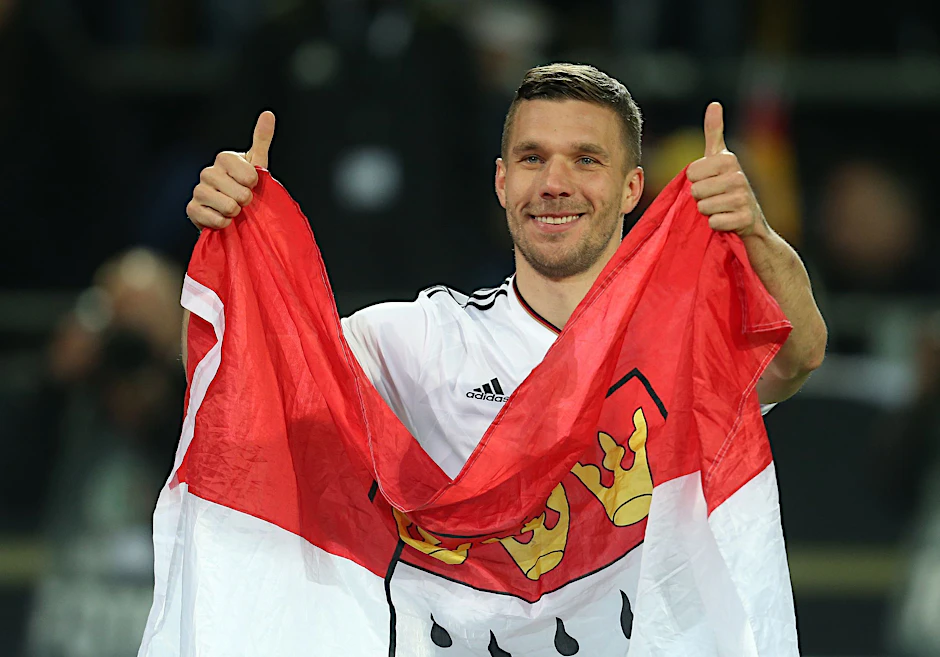 ARCHIV - Lukas Podolski hatte eine Rückkehr zum FC - in welcher Funktion auch immer - stets als seinen Wunsch bezeichnet.  