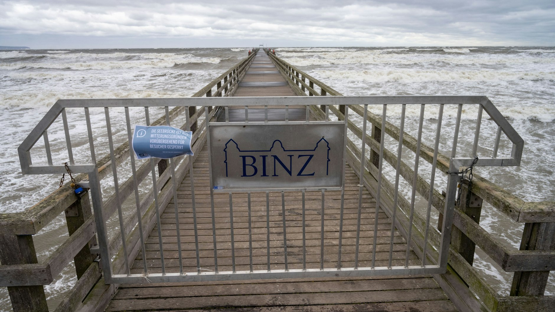 Auch in Binz war die Seebrücke gesperrt.