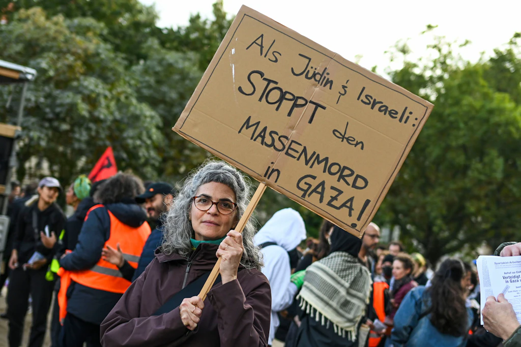 Propalästinensische Demo in Berlin – Israeli: „Ich unterstütze die Palästinenser“