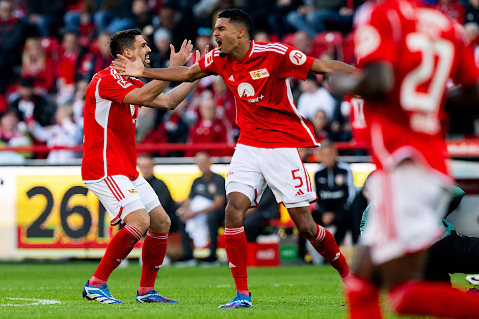 Zum Verzweifeln: Die Profis des 1. FC Union verlieren auch gegen den VfB Stuttgart und kassieren die achte Pleite in Folge.