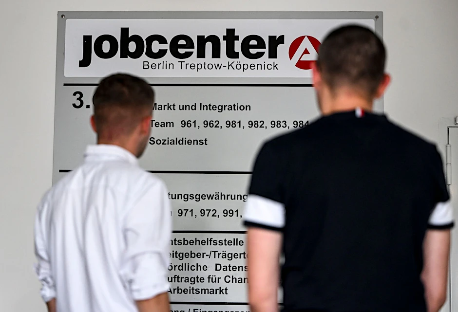 ARCHIV - «Ein Integrationsturbo für Geflüchtete und Sparpolitik bei den Jobcentern passen nicht zusammen», sagt Städtetag-Hauptgeschäftsführer Helmut Dedy.  