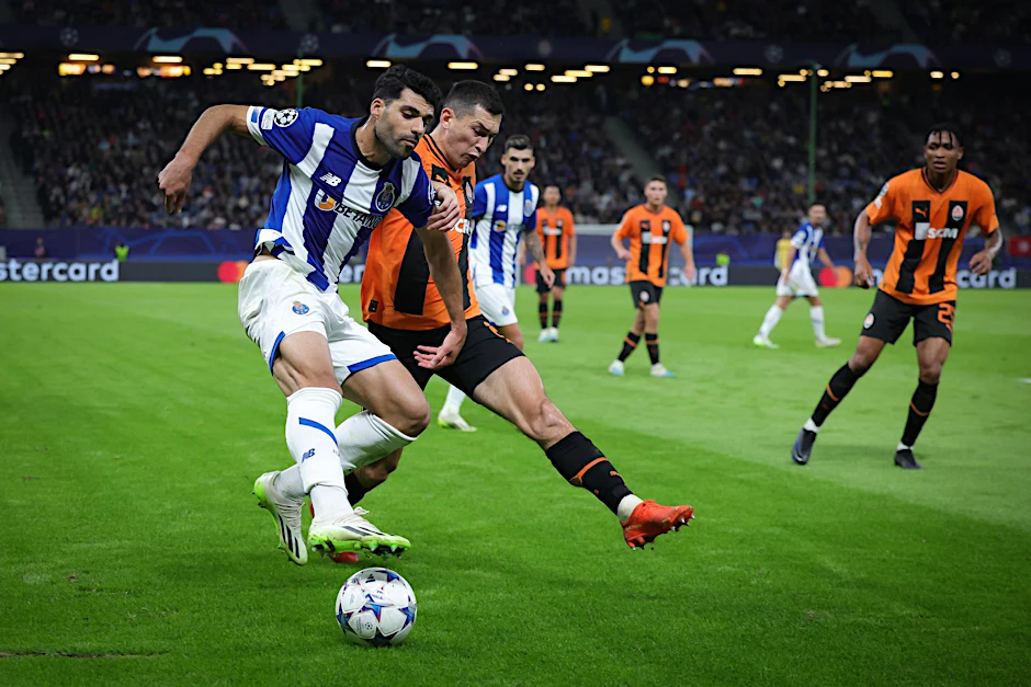 Schachtar Donezk unterlag in Hamburg gegen den FC Porto mit 1:3.  