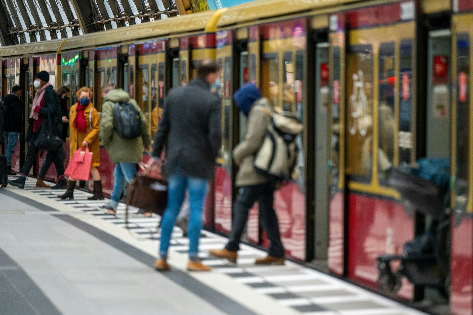 Fahrgäste der S-Bahn müssen sich ab Donnerstag auf Einschränkungen gefasst machen.