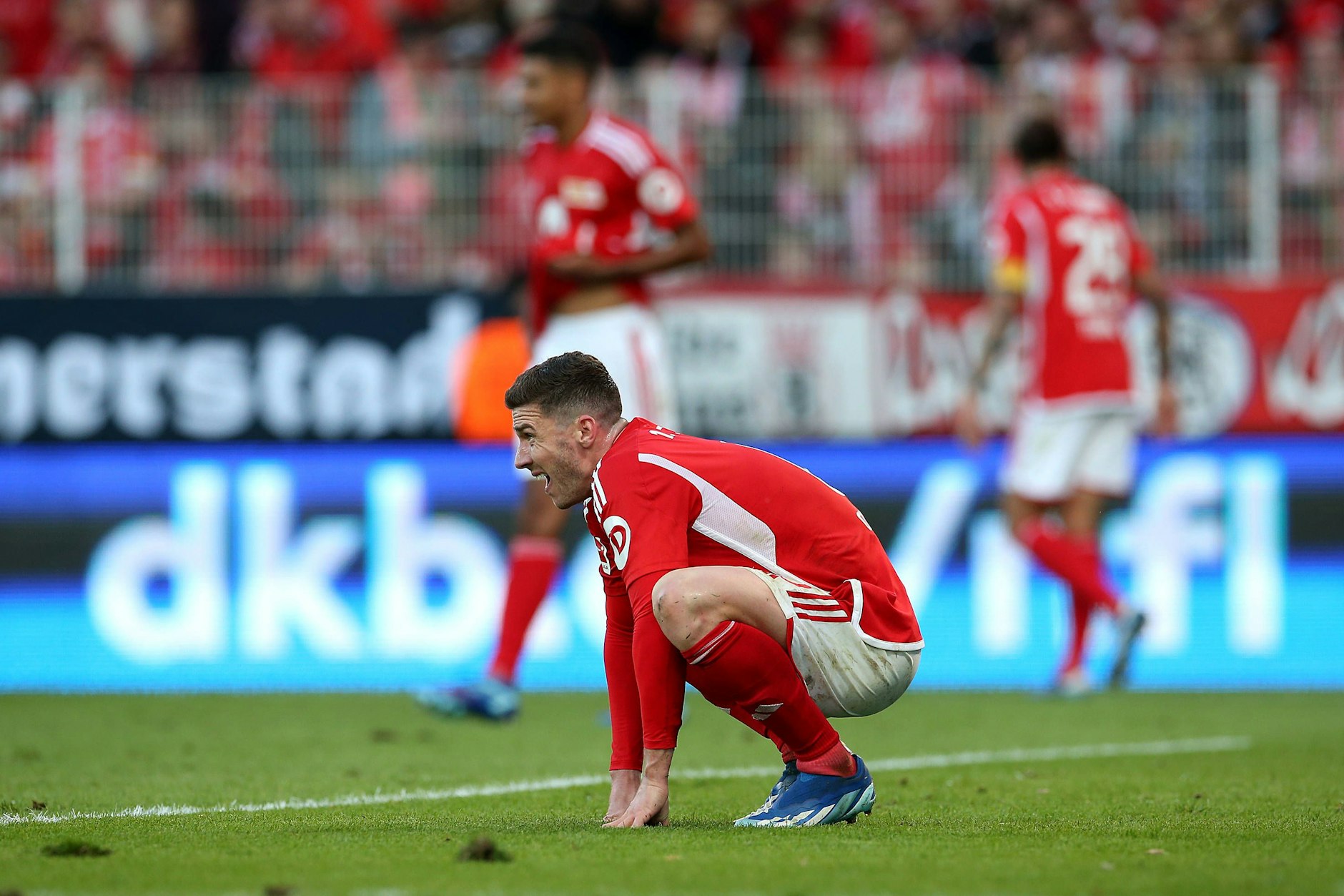 Robin Gosens (29) pumpte gegen Ende der Partie gegen den VfB Stuttgart (0:3) wie ein Maikäfer. Ob der Union-Star gegen Neapel dabei ist, ist offen. 