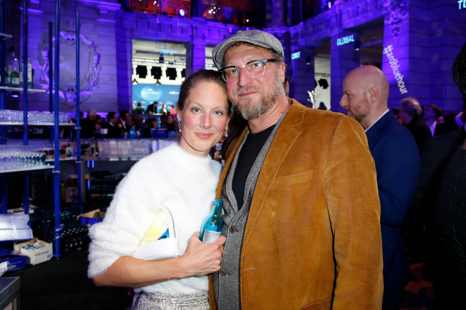 Tessa Mittelstaedt mit ihrem Verlobten Matthias Komm.