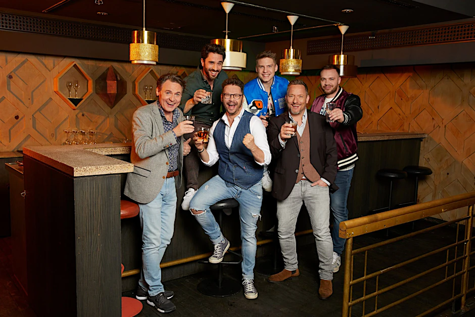 Die GZSZ-Darsteller Wolfgang Bahro, Jan Kittmann, Thomas Drechsel, Lennart Borchert, Lars Pape und Patrick Heinrich (v. l. n. r.).
