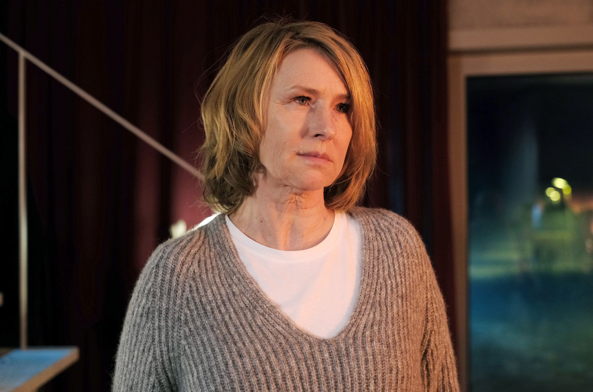 Image - 25 Jahre jünger: Corinna Harfouch als gestandene Frau mit jungem Freund