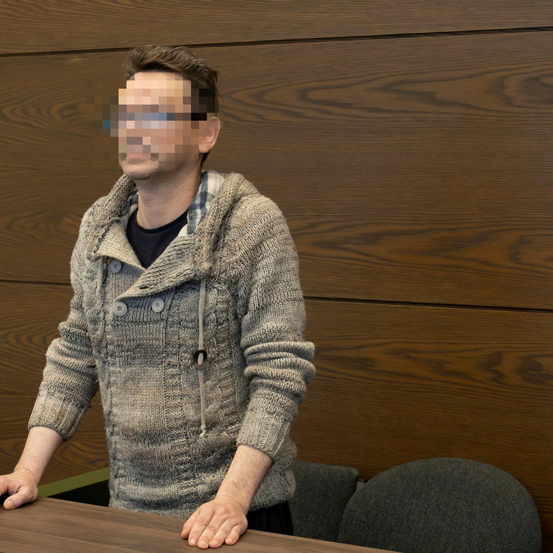 Deutsch-russischer Designer sah bei Ukraine-Flagge rot