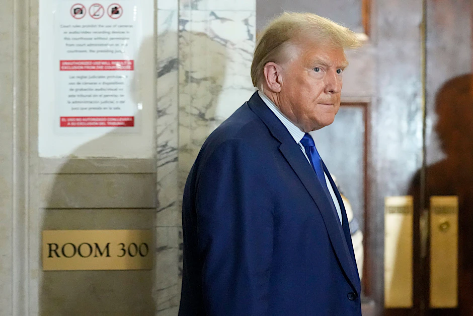 Hat eine Geldstrafe wegen seiner verbalen Entgleisungen aufgebrummt bekommen: Donald Trump.(AP Photo/)