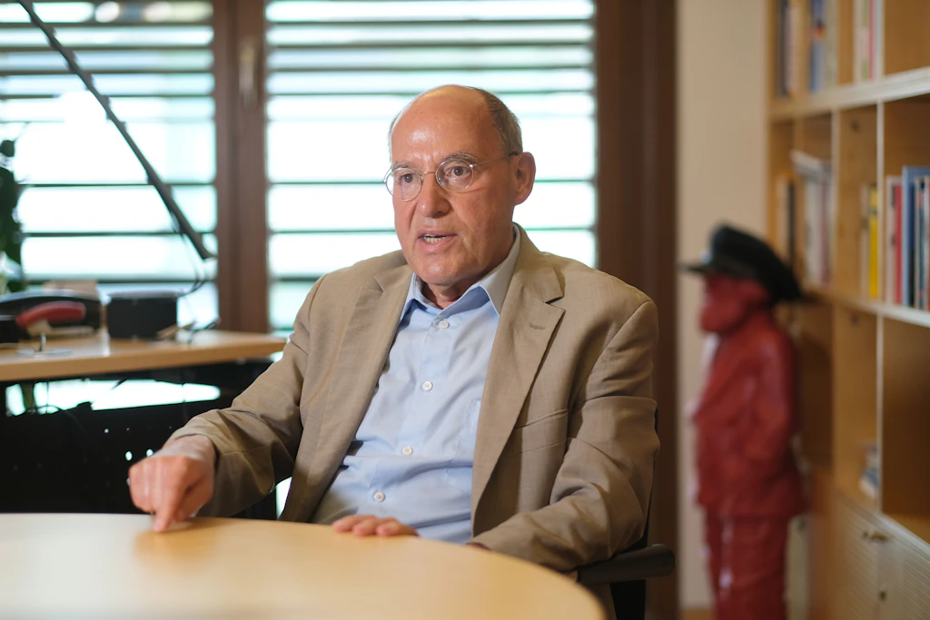 Gregor Gysi: Hatte Sahra Wagenknecht „schon fast so weit, dass sie bleibt“